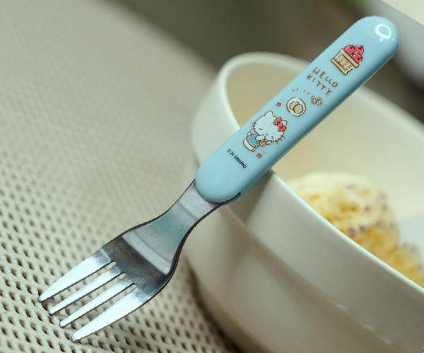 Cubierto Hello Kitty Celeste 4