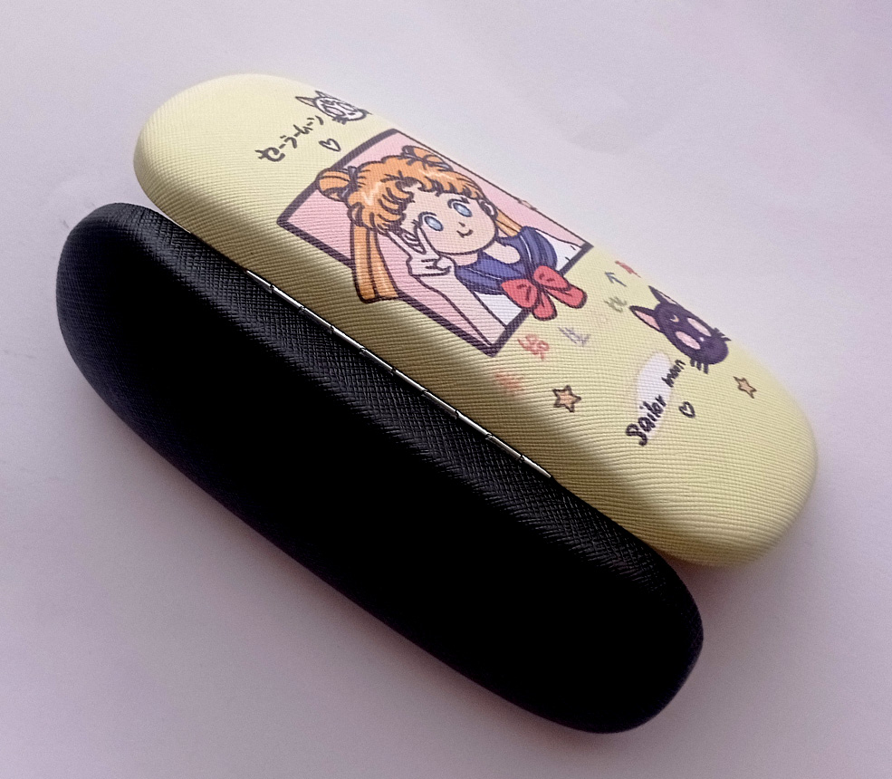 Estuche de Lentes Sailor Moon Color Amarillo 3