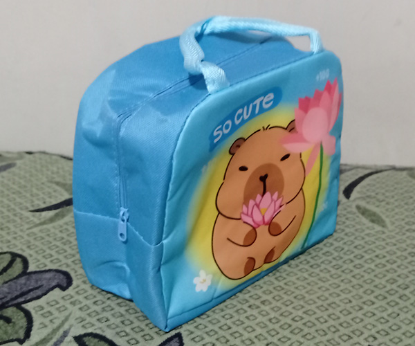 Lonchera Térmica Capibara Celeste 3