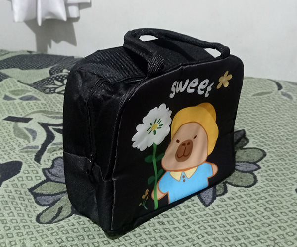 Lonchera Térmica Capibara Negro 3