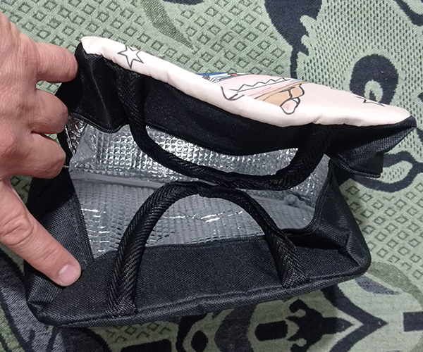 Lonchera Térmica Labubu Negro 4