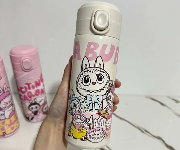 Termo Labubu 420ml Amarillo 1
