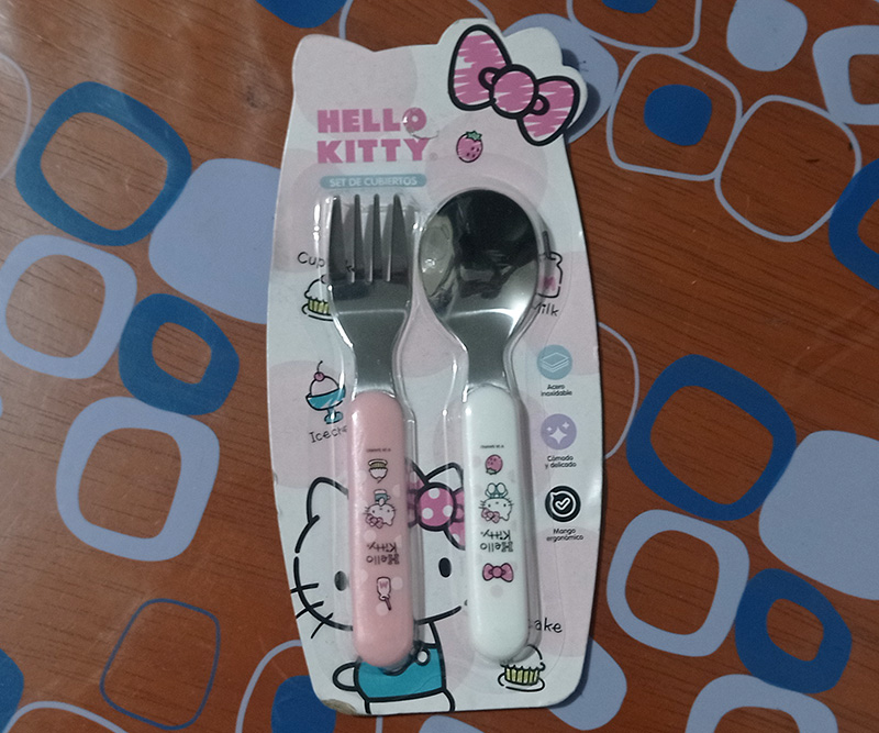 Cubierto Hello Kitty Rosado