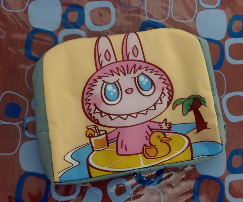 Lonchera Térmica Labubu Gris